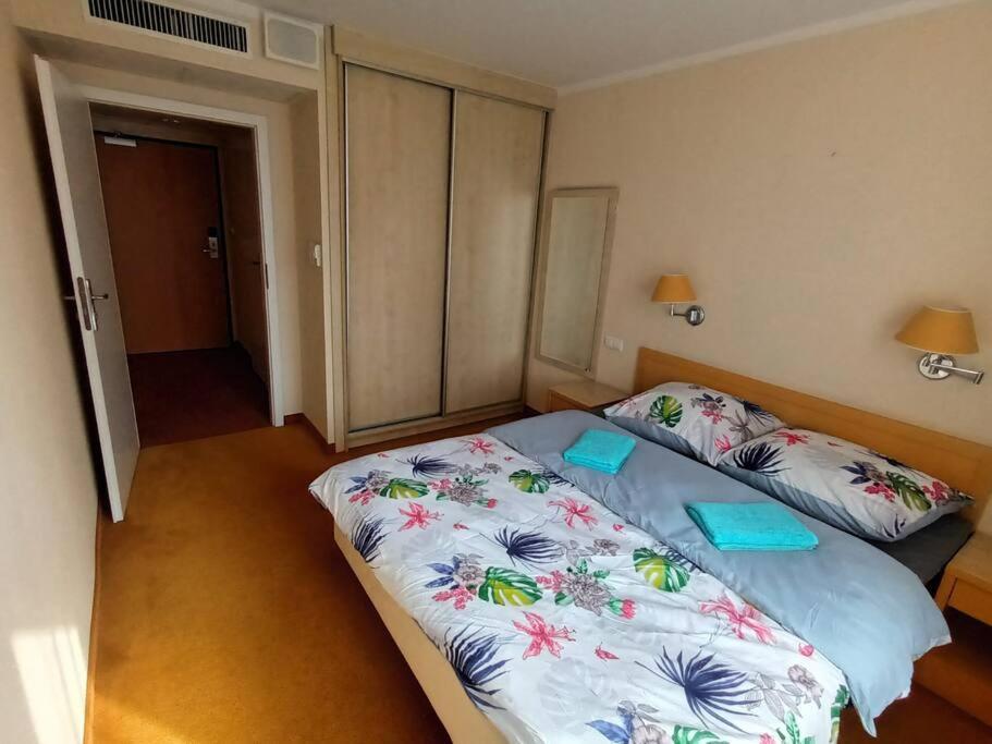 10q - Z6 903 Apartamento